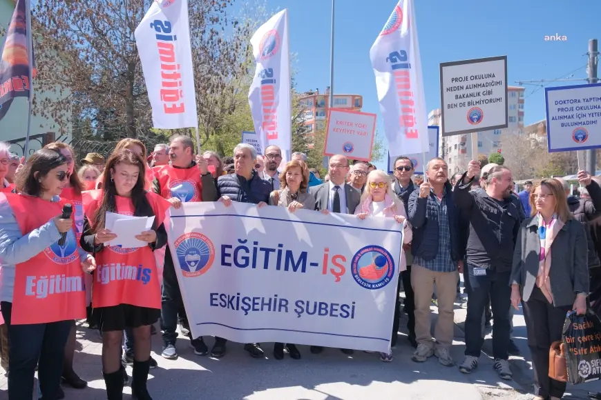 Öğretmen atamalarına tepki gösteren Eğitim İş Eskişehir Şubesi: “Proje değil, adalet istiyoruz”