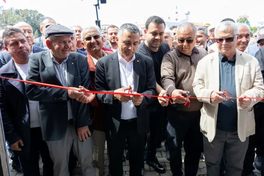 Manavgat Belediyesi Halk Kahvesi'ni hizmetine açtı