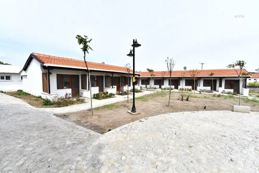 Durumu elvermeyenlere tatil imkanı sunacak: Çandarlı Sosyal Tesisi küllerinden doğdu