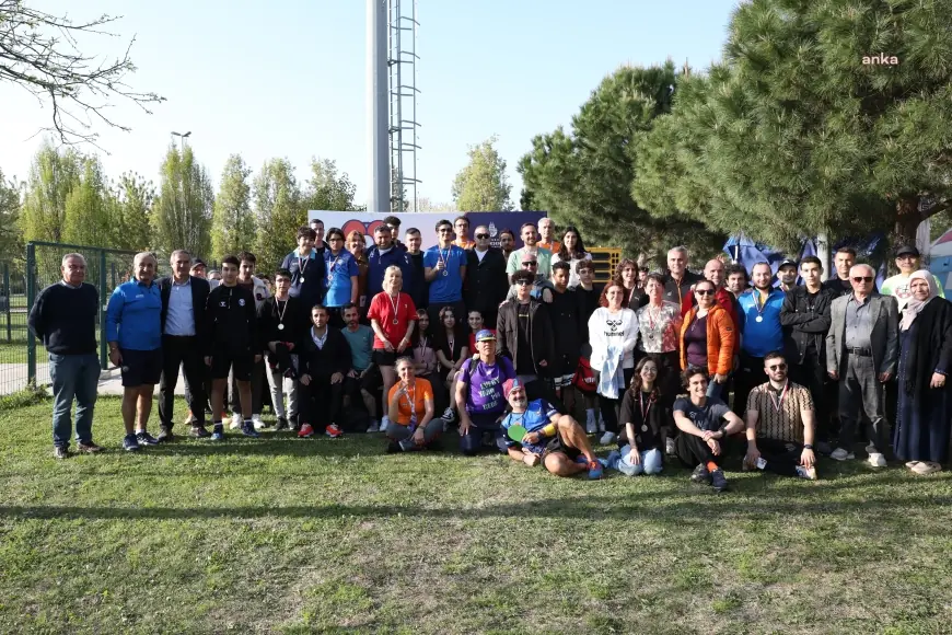 Maltepe'de düzenlenen Masa Tenisi Bahar Şenliği Turnuvası tamalandı
