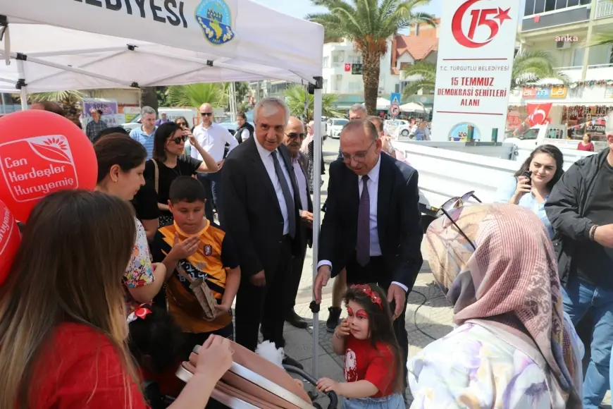Turgutlu Belediyesi, 23 Nisan'ı "Çocuk Şenliği ve Ulusal Egemenlik Korteji" ile kutladı