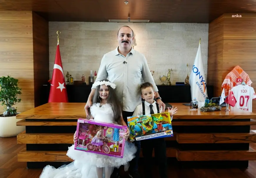 Konyaaltı Belediye Başkanı Kotan, koltuğunu Defnesu ve Uzay’a emanet etti