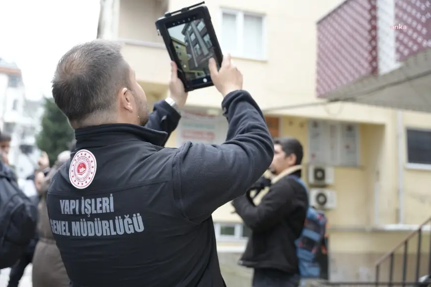 Çevre, Şehircilik ve İklim Değişikliği Bakanlığı ekiplerinin istanbul’da hasar tespit çalışmaları sürüyor