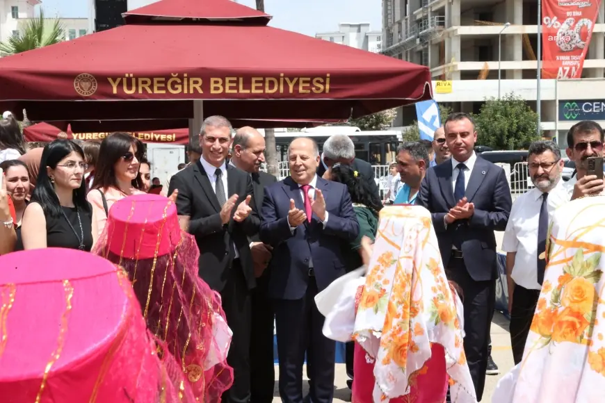 Yüreğir’de çocuklar, 23 Nisan’ı kutladı