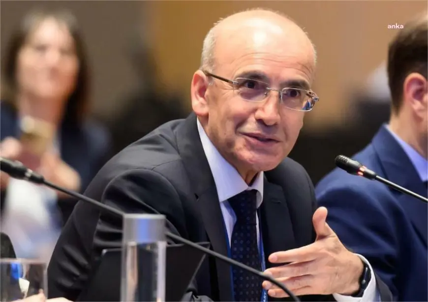 Mehmet Şimşek: "Enflasyon beklentilerinde geçtiğimiz aya göre sınırlı artış olsa da yıllık bazda kayda değer bir iyileşme gerçekleşti"