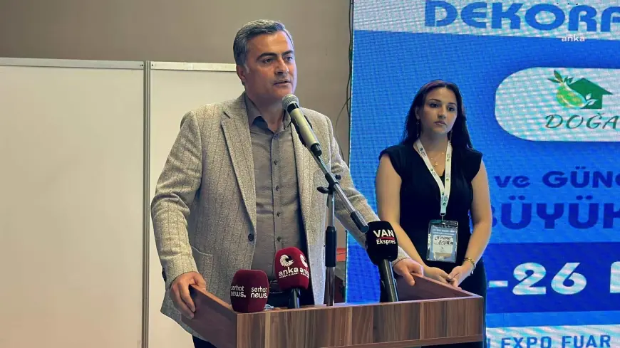 Van’da düzenlenen İnşaat ve Yapı Zirvesi'nde yapı güvenliği ve tarihi mirasın korunması ele alındı