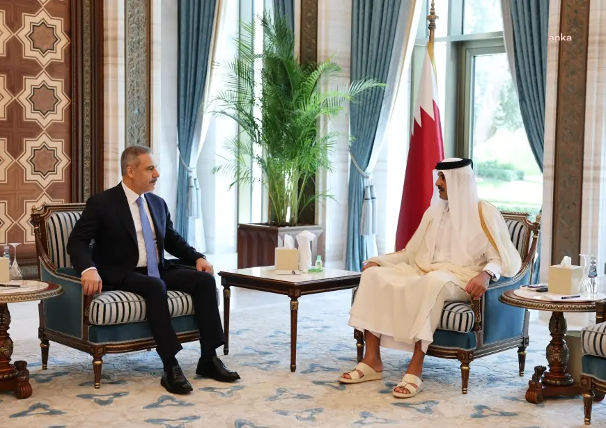 Dışişleri Bakanı Fidan, Katar Emiri Şeyh Al-Thani tarafından kabul edildi