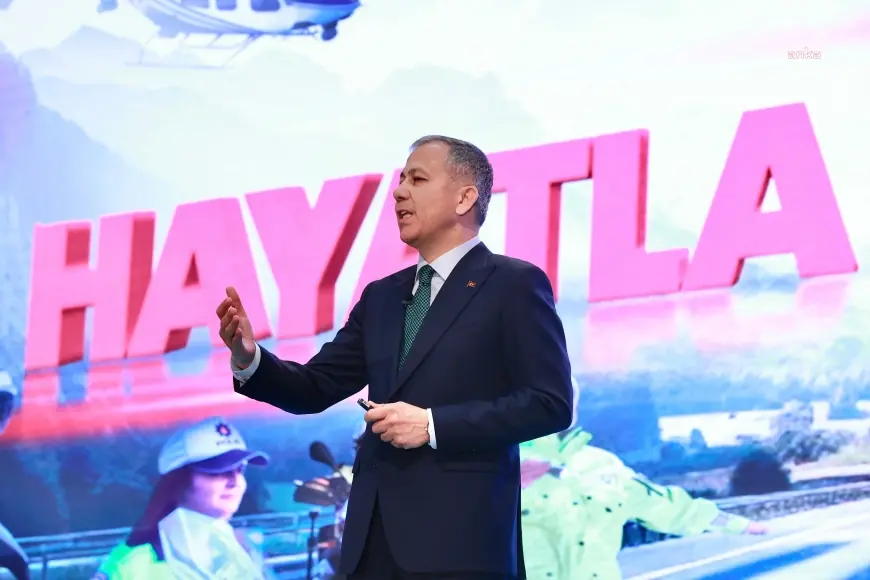 Ali Yerlikaya: "1 Ocak-24 Nisan 2025 arasında trafik ekipleri hız ihlali nedeniyle toplam 2 milyon 126 bin 384 işlem yaptı"