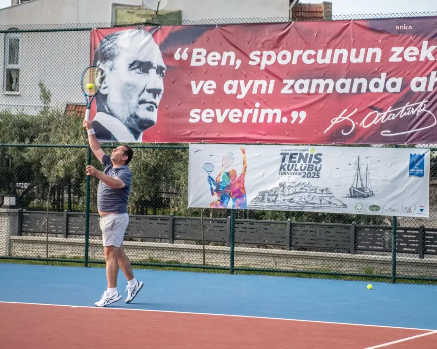 Kuşadası Tenis Kulübü'nün ilk turnuvasında 99 raket korta çıktı