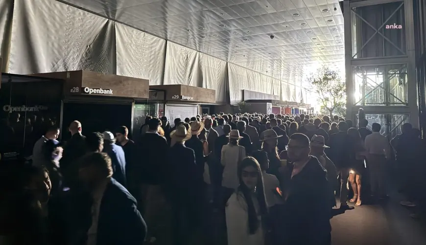 İspanya’nın şebeke operatörü, ülkede elektrik üretiminin dünkü kesintiden sonra neredeyse normale döndüğünü açıkladı