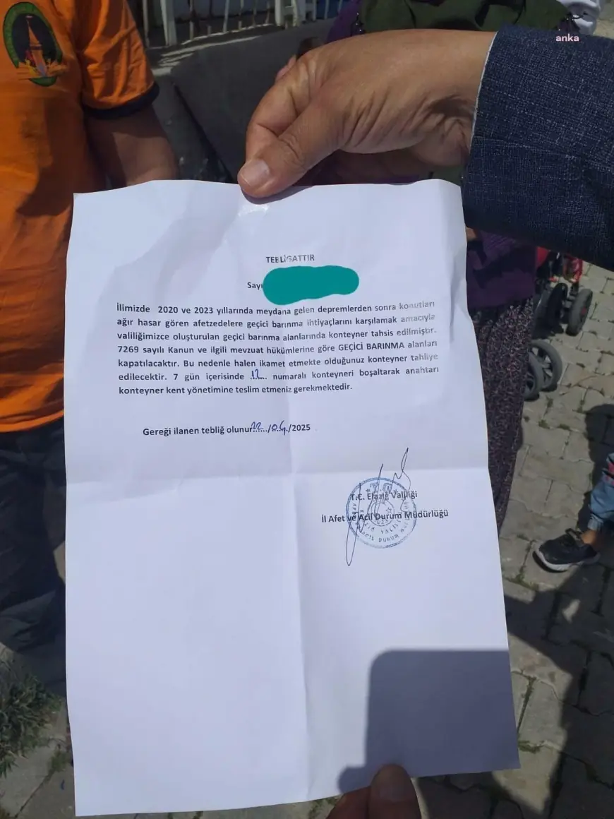 Elazığ'da konteyner kentten tahliye edilmek istenen vatandaşlardan protesto