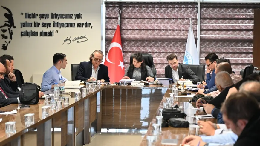 Manisa Büyükşehir Belediyesi'nin Muradiye'de yapacağı 2 milyar TL'lik altyapı çalışmasının ihalesine çıkıldı