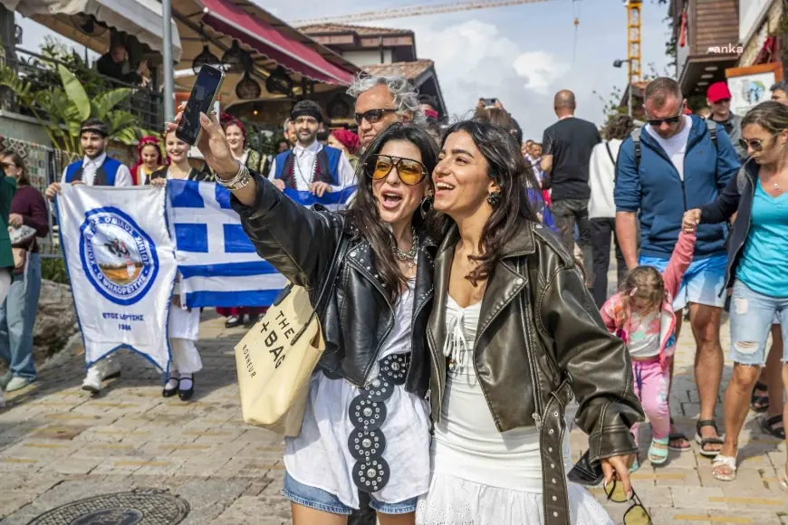 Manavgat Girit’ten Side’ye Kültür ve Lezzet Festivali, kentin kültürel kimliğine katkı sağladı
