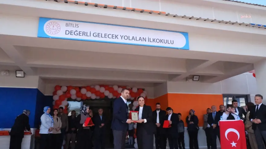 Dünya İnsani Dayanışma Derneği, Bitlis’te 'Değerli Gelecek Yolalan İlkokulu'nu açtı