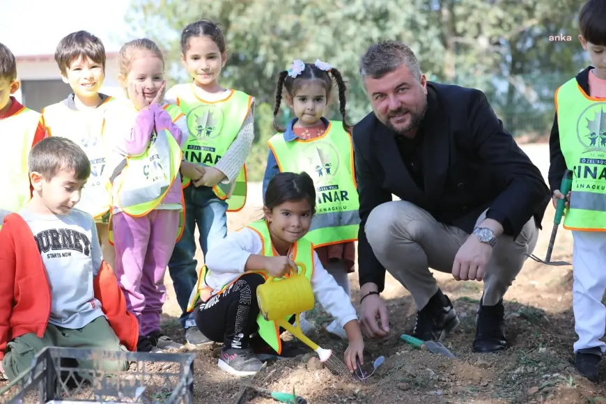 Buca Belediyesi Kızılçullu Tarım Okulu’nda çocuklara tarım eğitimi veriyor