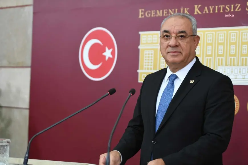 Özgür Özel'e fiziksel saldırı... DSP Genel Başkanı Önder Aksakal: Bu alçakça saldırıyı şiddetle kınıyorum