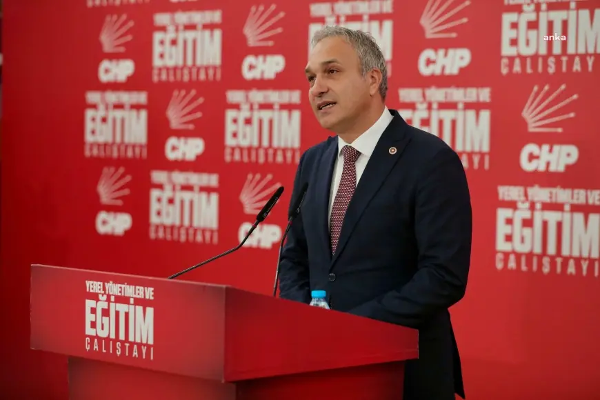 Özgür Özel'e fiziksel saldırı... Suat Özçağdaş: "CHP hiçbir tehdide, hiçbir saldırıya boyun eğmedi, bundan sonra da eğmeyecek"