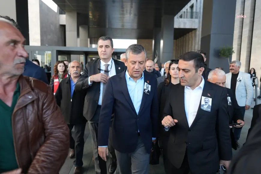 CHP, Özgür Özel’in AKM’ye girişi sırasında makam aracının kapalı otoparka alınmamasıyla ilgili valiliğe şikayette bulundu