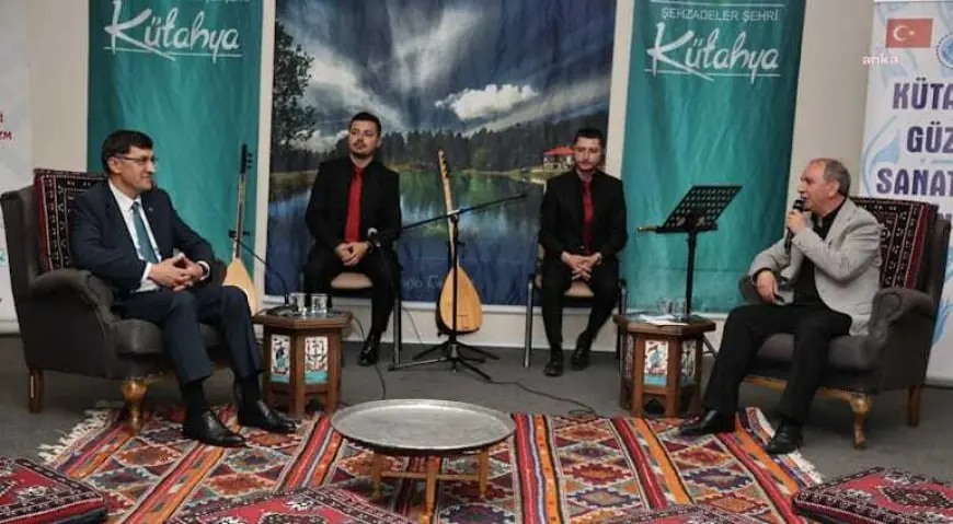 Kütahya Belediye Başkanı Kahveci, "Müzikçe Pazartesi Söyleşileri"ne katıldı