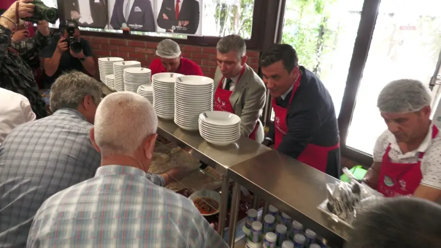 Manisa’da sosyal belediyecilik uygulamaları yaygınlaşıyor: Soma’da Kent Lokantası, Halk Mandıra ve Halk Ekmek hizmete açıldı