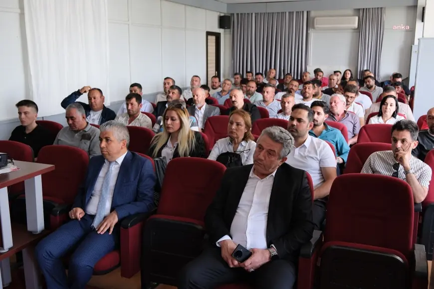 Adana'da 'Sokak Canlılarının Rehabilitesi' konulu toplantı