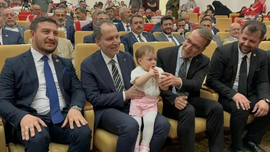 Fatih Erbakan: Ülkede doğan her çocuk borç yükü altında hayata başlıyor