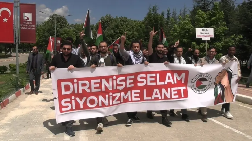 Bilecik’te üniversite öğrencilerinden Gazze yürüyüşü