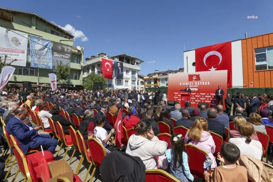 CHP Genel Başkan Yardımcısı Aylin Nazlıaka, “Bu bir lütuf değil, bu bir anayasal haktır.”